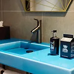 Me And Oberkassel, By Hyatt 4* Dusseldorf