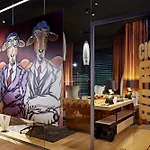 Me And Oberkassel, By Hyatt Dusseldorf