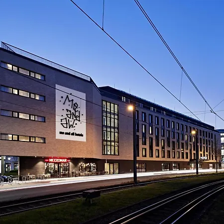 Hotel Me And Oberkassel, By Hyatt 4*