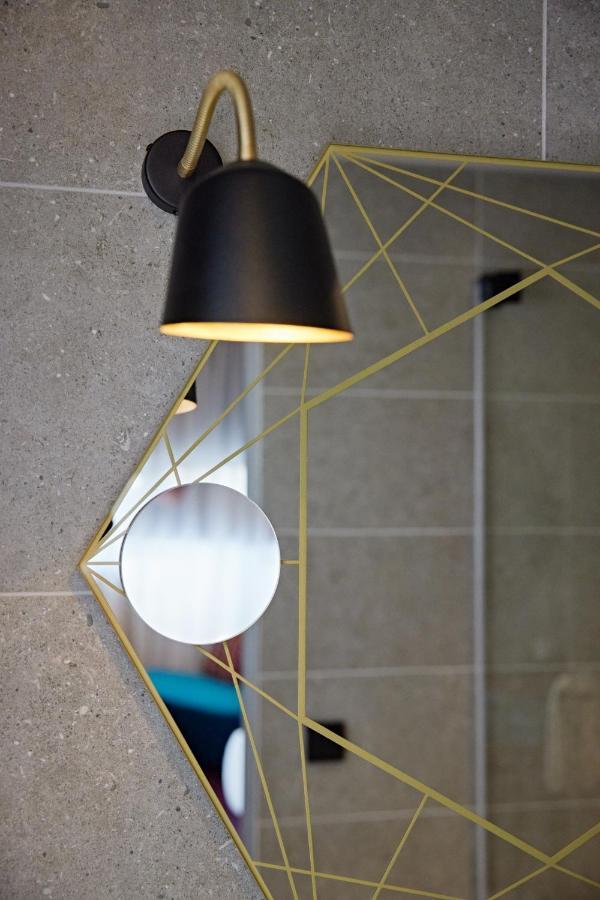 Me And Oberkassel, By Hyatt Hotel