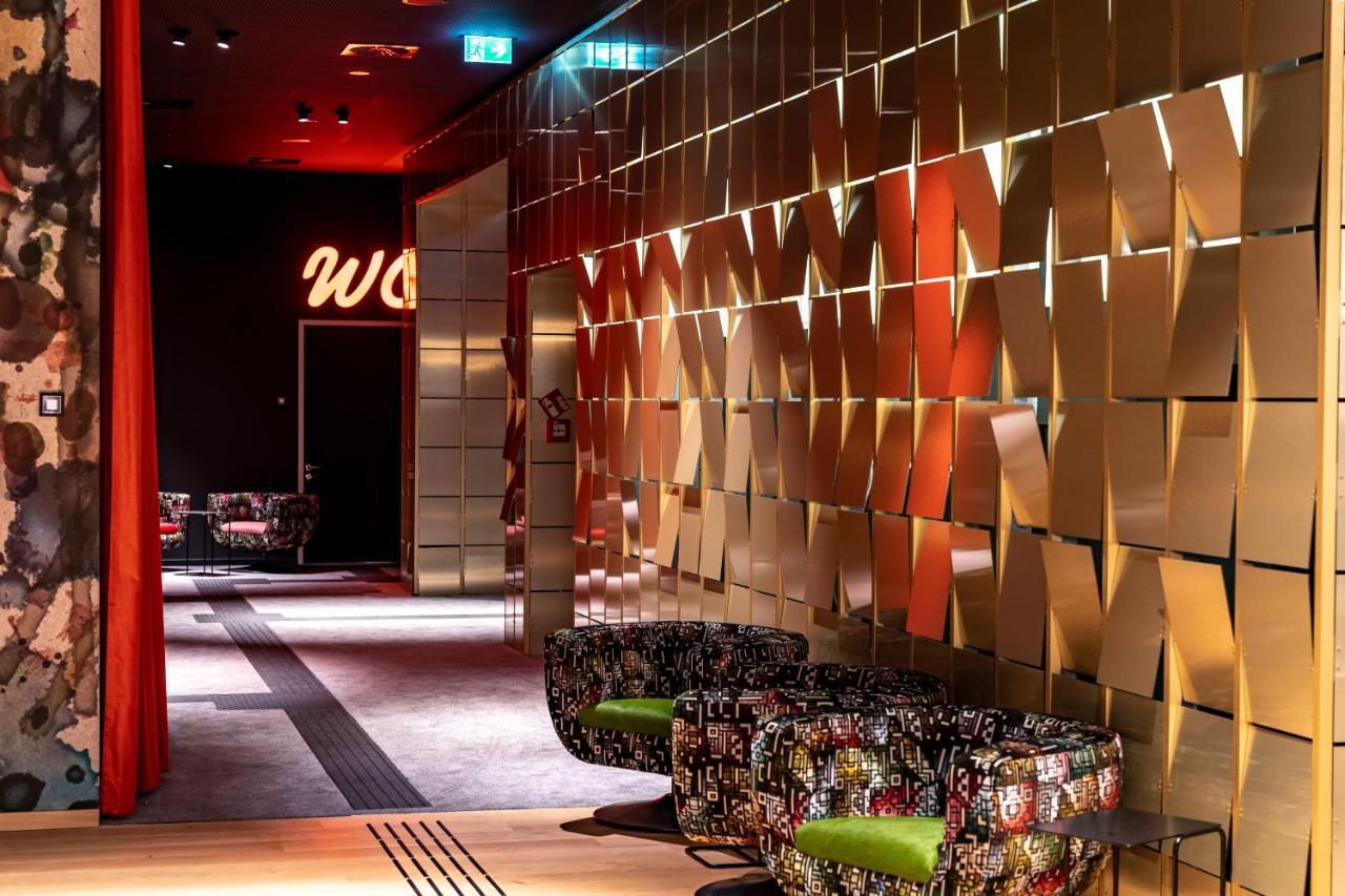 Me And Oberkassel, By Hyatt Düsseldorf