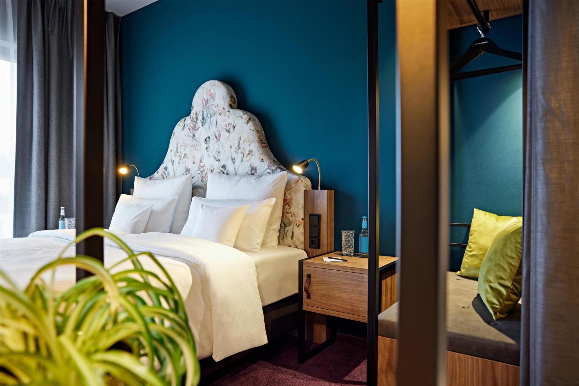 Me And Oberkassel, By Hyatt Hotel Dusseldorf