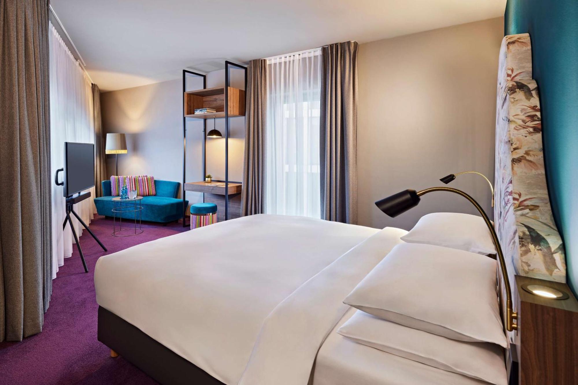 Hotel Me And Oberkassel, By Hyatt