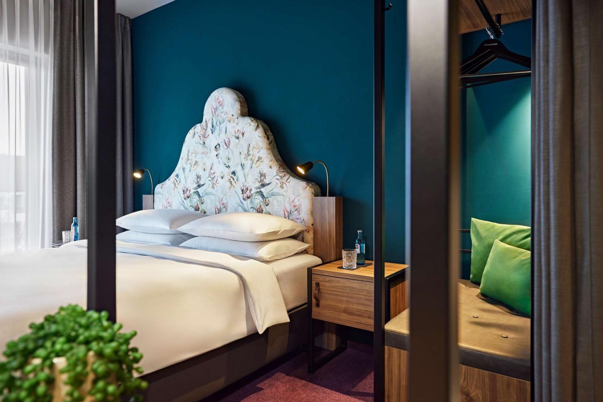 Me And Oberkassel, By Hyatt Hotel 4*