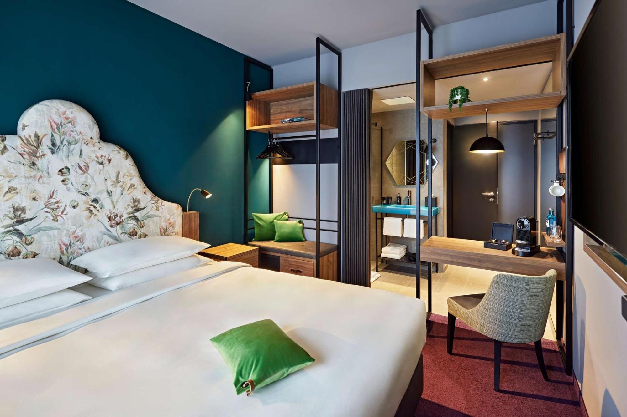 Me And Oberkassel, By Hyatt Hotel