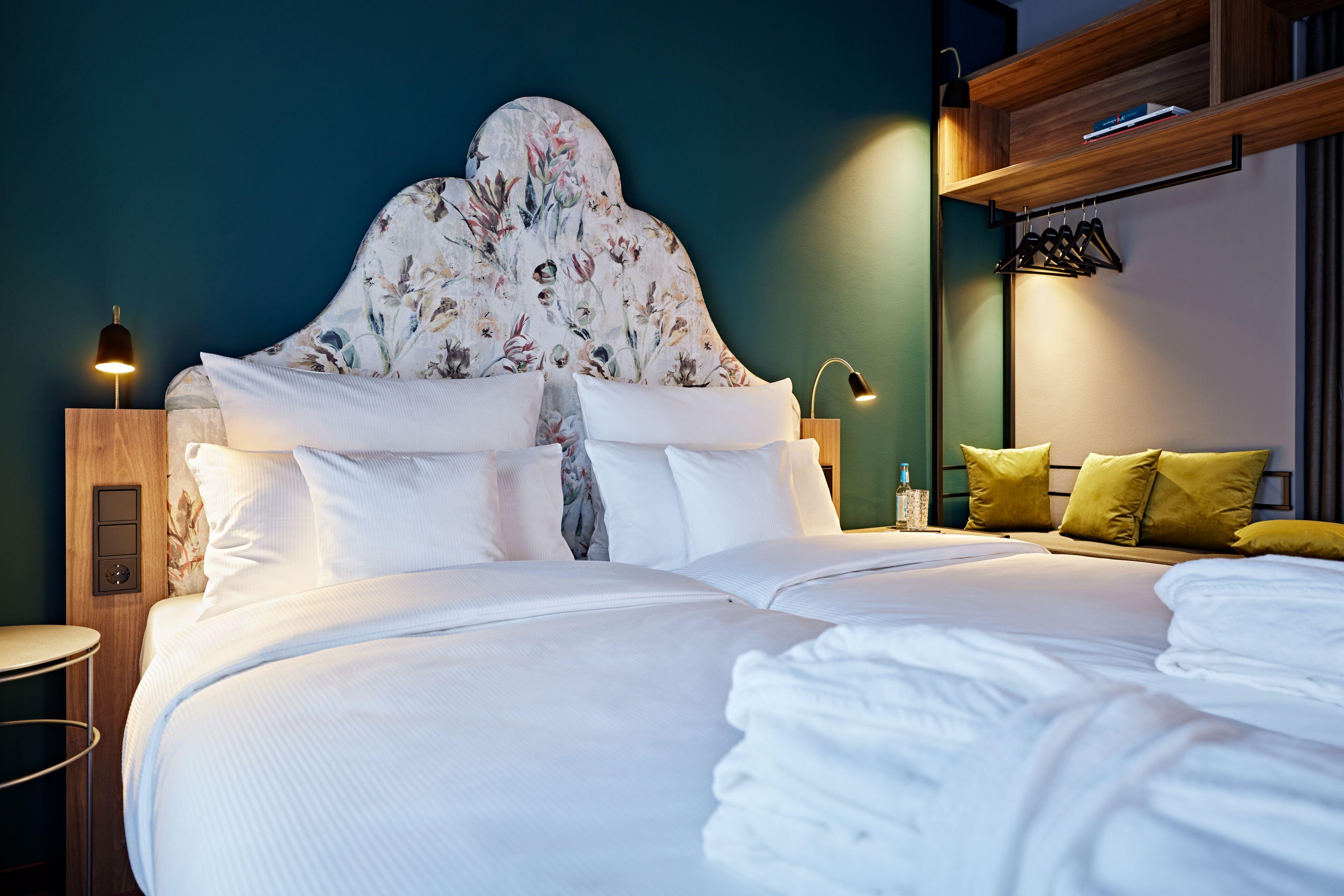 Me And Oberkassel, By Hyatt Hotel 4*