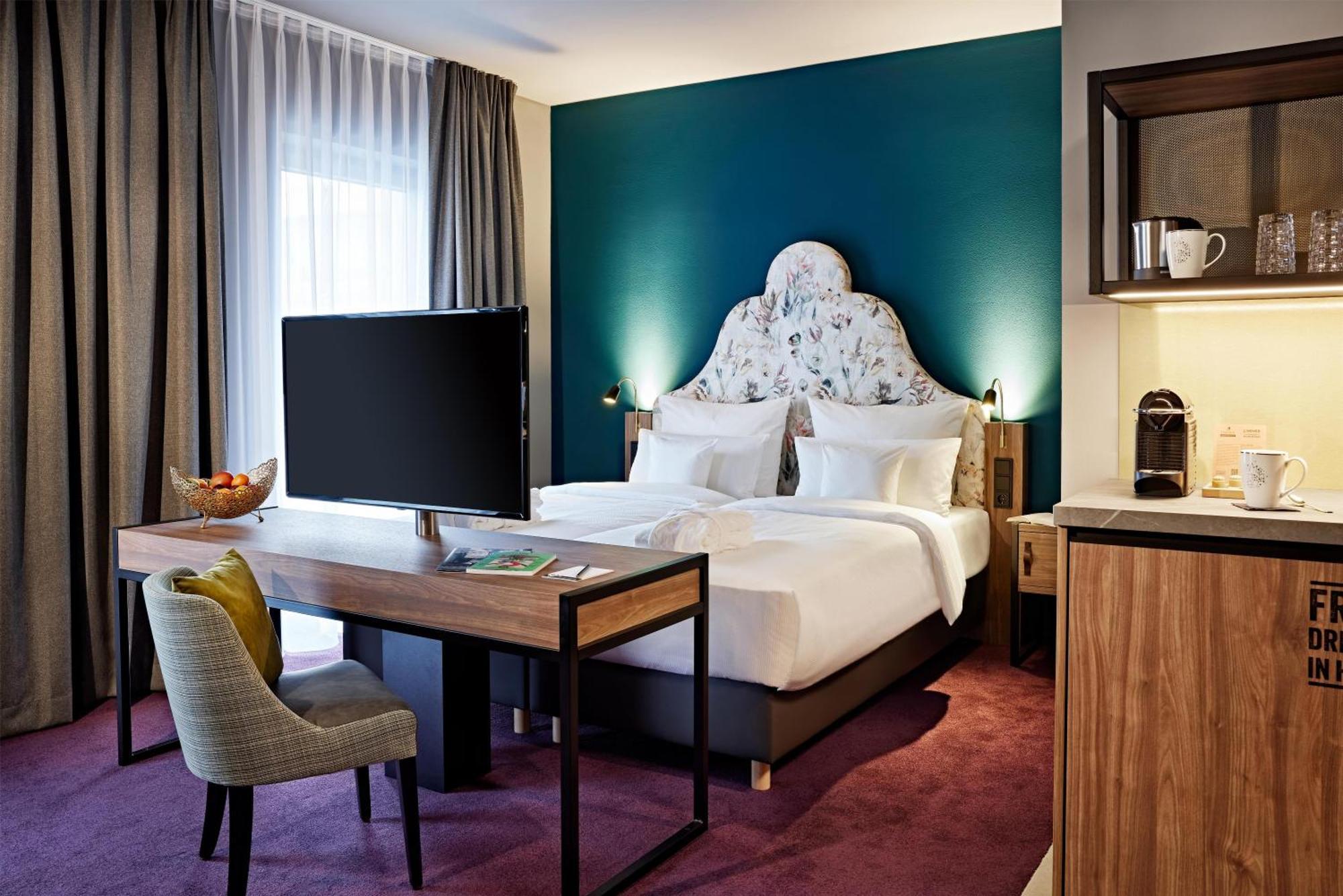 Hotel Me And Oberkassel, By Hyatt